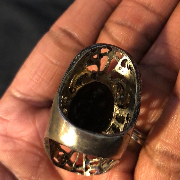 Black Oval Ring - Picture 2 of 2